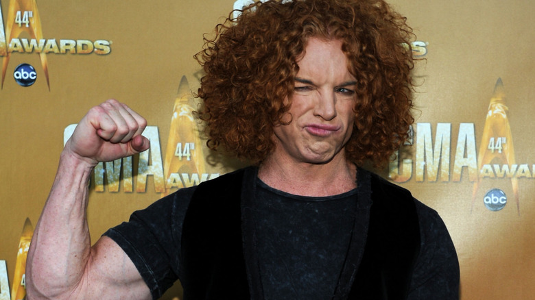 Carrot Top scrunching up his face