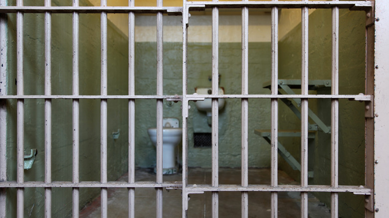 prison cell 