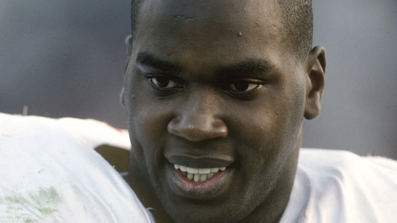 Derrick Thomas in a 1995 game