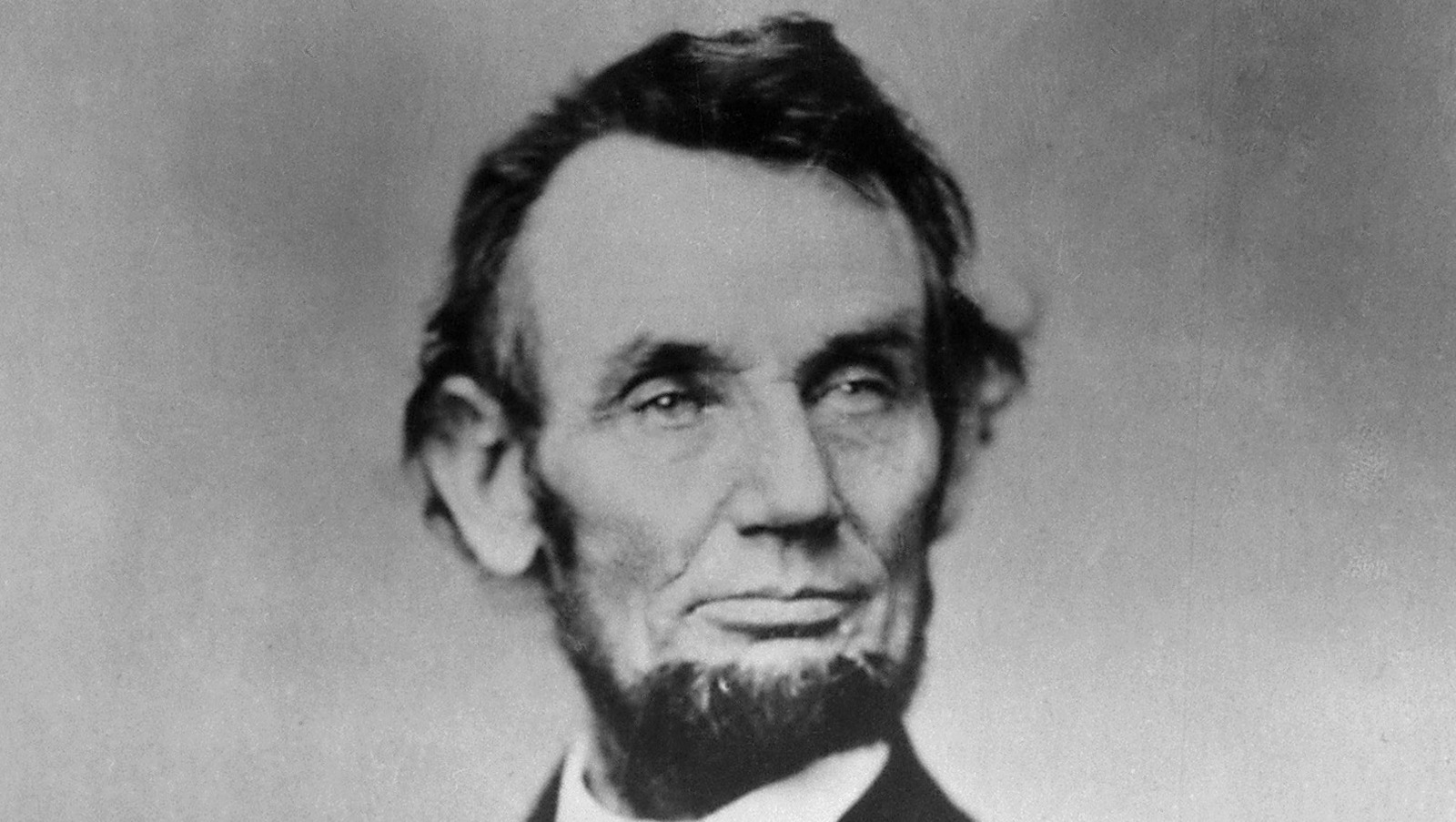 What happened to Lincoln's son Willie? The Tragic Death Of Abraham Lincoln's Son, William