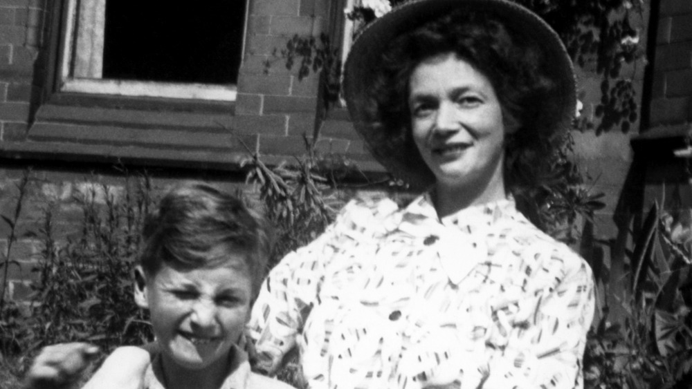 The Tragic Death Of John Lennon's Mother