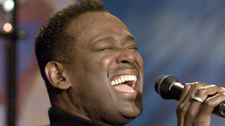 Luther Vandross singing on stage