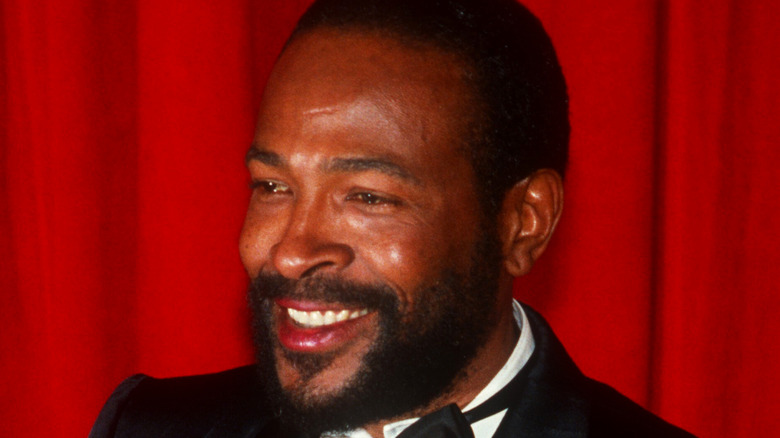 Marvin Gaye accepting Grammy 