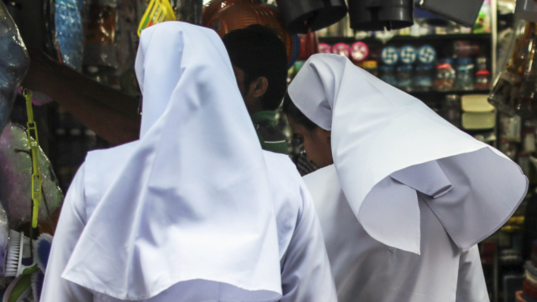Nuns in India