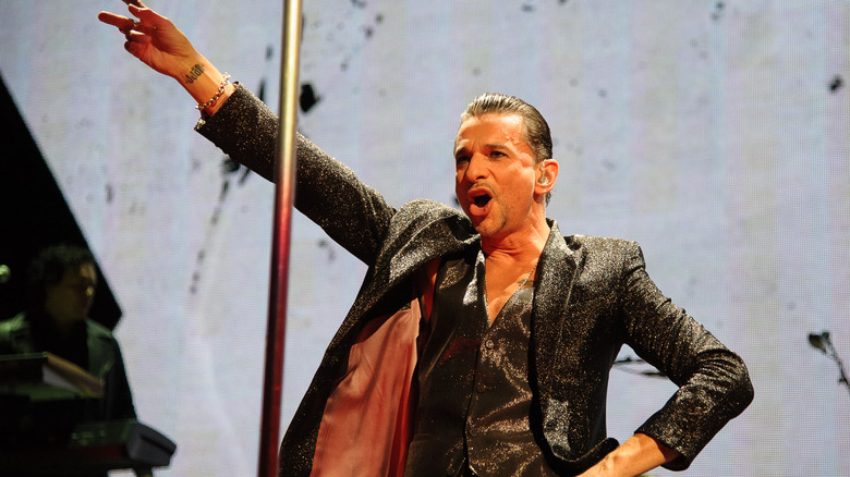 Dave Gahan performing