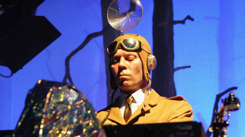 Vince Clarke wearing outfit
