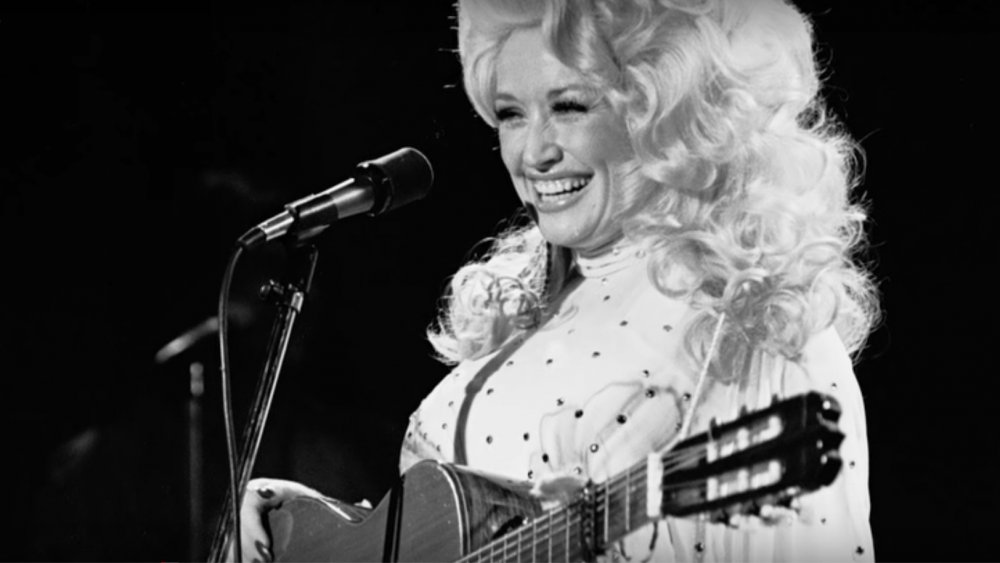 The Tragic Real-Life Story Of Dolly Parton