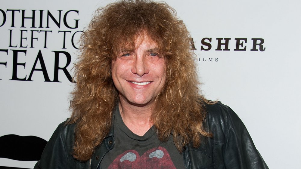 Steven Adler smiling 