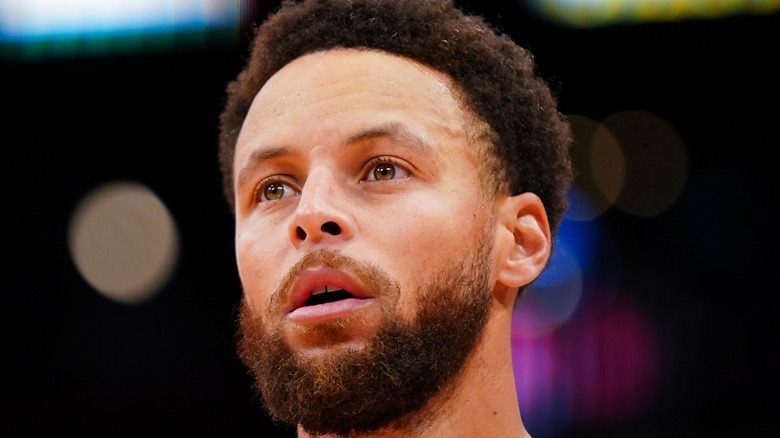 Steph Curry during pregame warm-ups