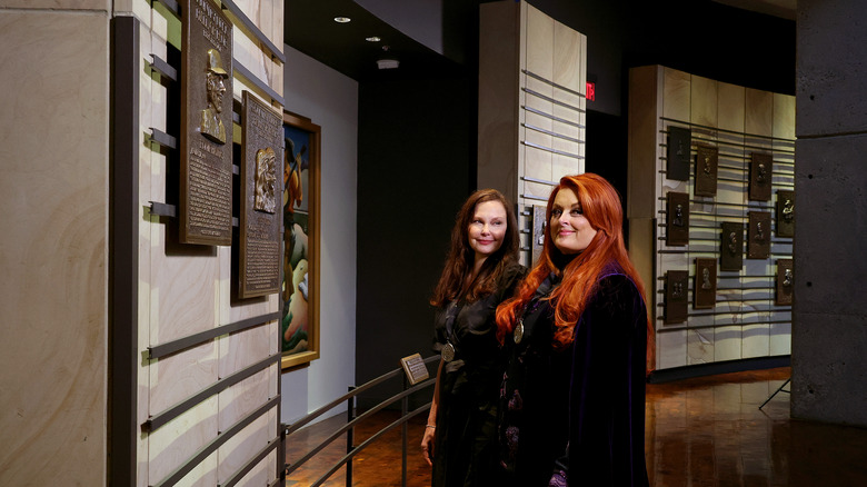 Country Music Hall of Fame Wynonna and Ashley Judd