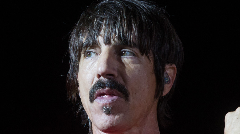 Anthony Kiedis at mic