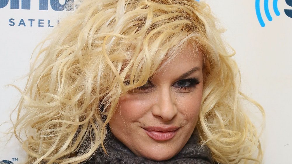 Bobbie Brown, 2013