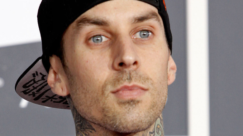 Travis Barker backward hat