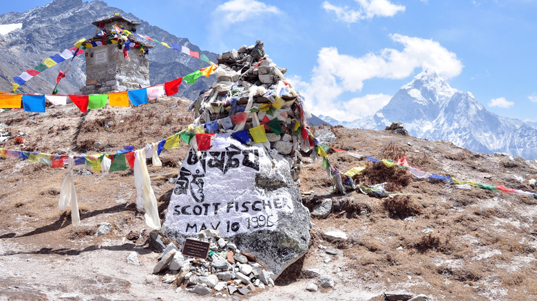 Mount Everest memorial