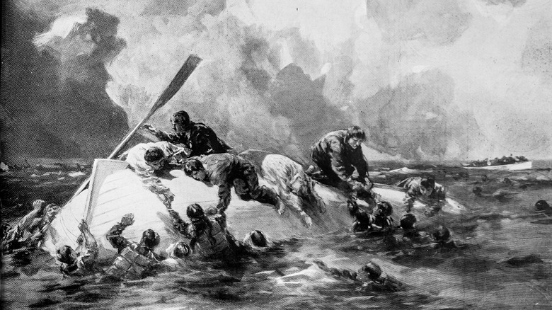 people trying to climb into lusitania lifeboats