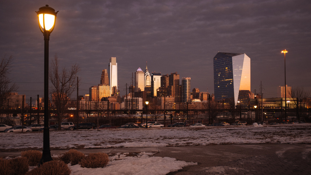 philadelphia city skyline