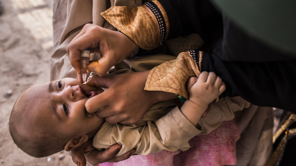 Pakistan polio vaccination