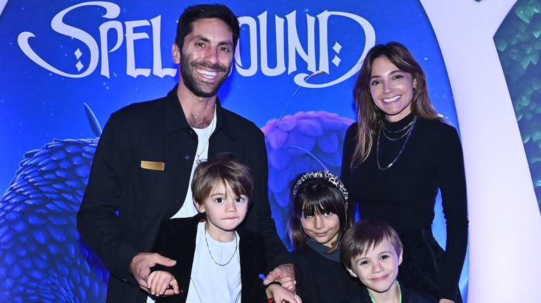 Nev Schulman with wife and kids