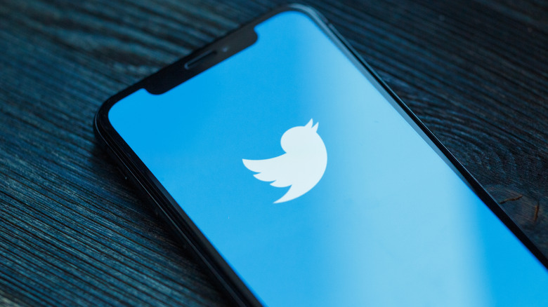 Twitter on mobile phone