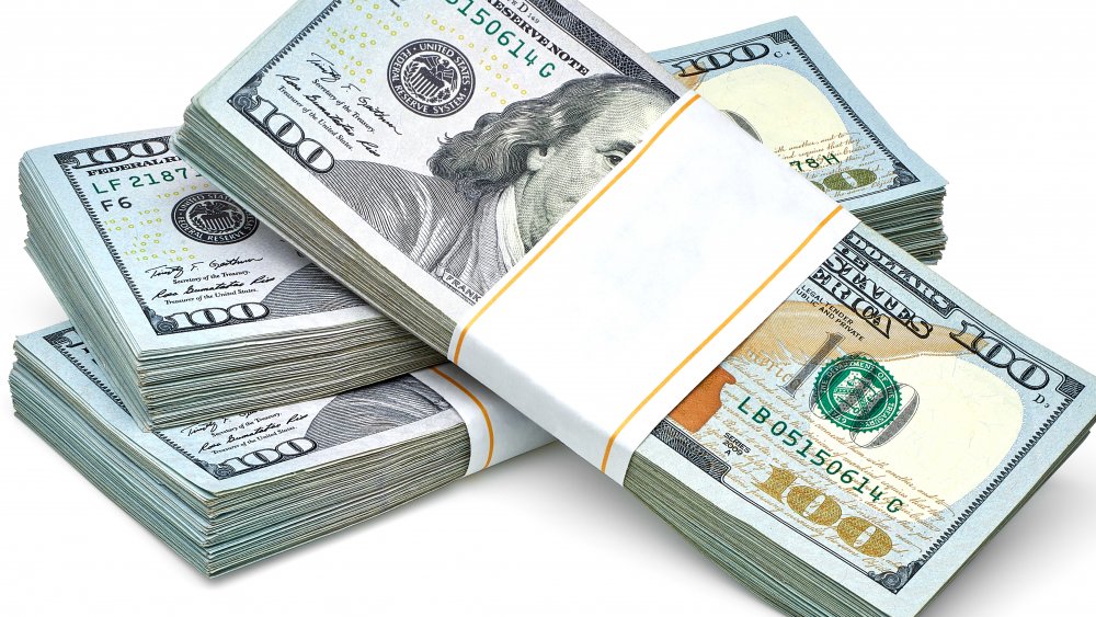 $100 bills