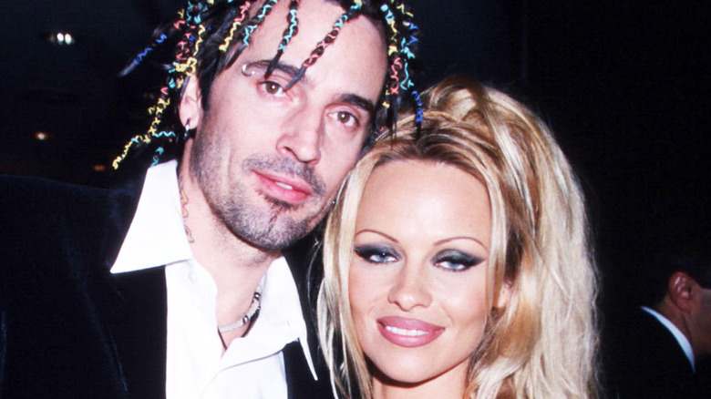 Pam anderson and Tommy lee smiling