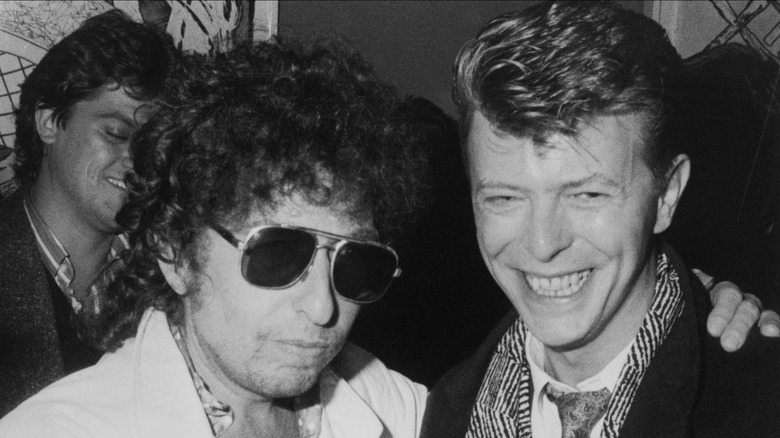 David Bowie, Bob Dylan smiling
