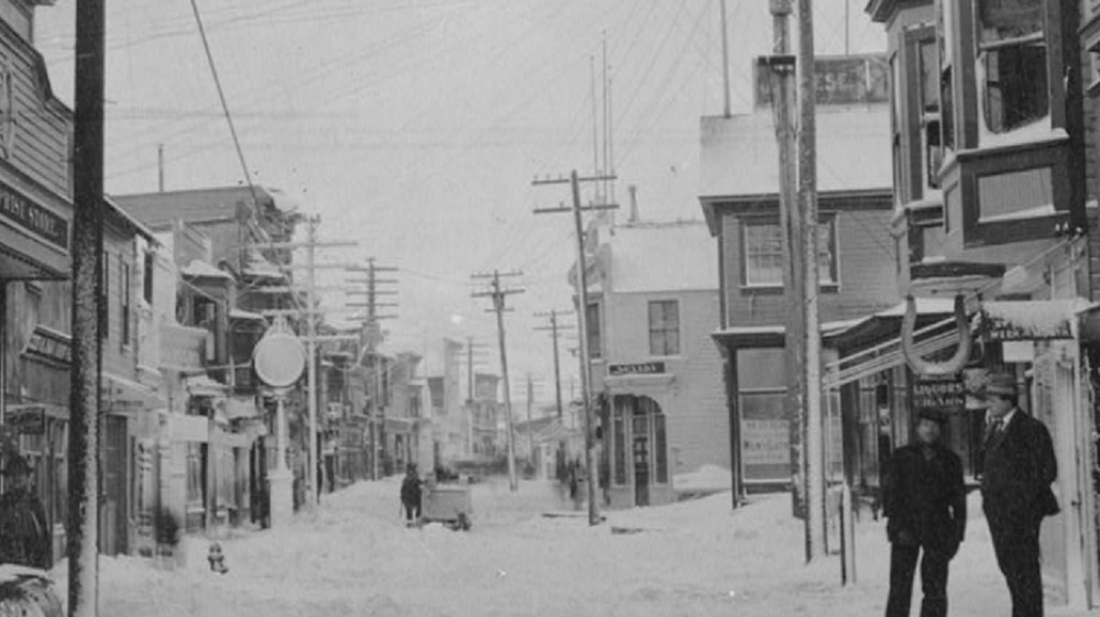 street in Nome with people on sidewalk