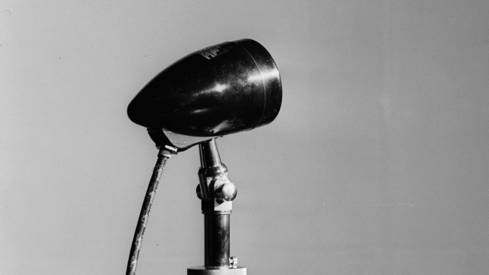 cone-shaped Microphone
