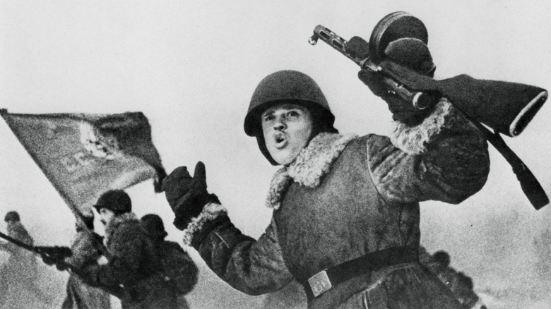 soldiers during siege Leningrad