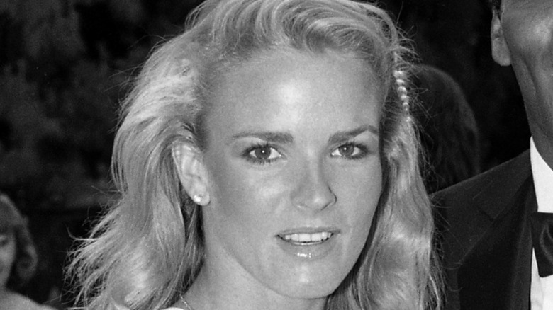 Nicole Brown Simpson in diamond earings