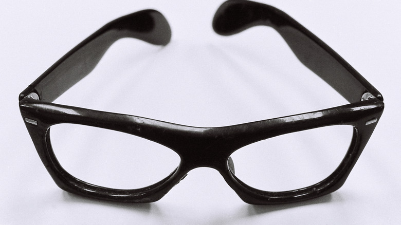 Buddy Holly glasses from crash 