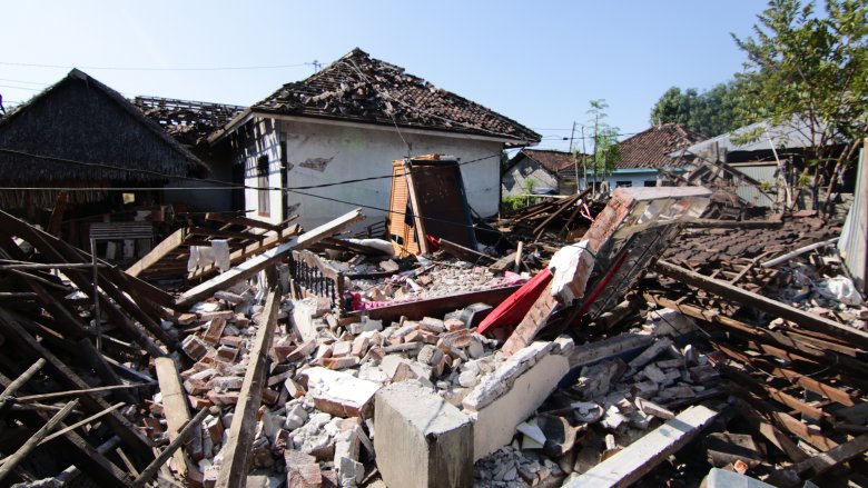 Earthquake rubble
