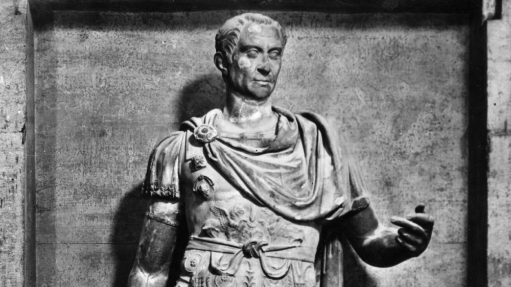 A statue of Julius Caesar