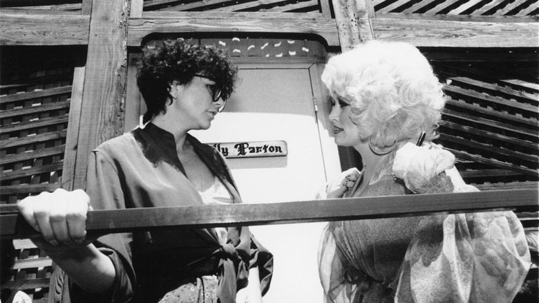 Linda Ronstadt VS. Dolly Parton