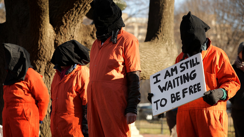 Demonstrators against Guantanamo bay imprisonment