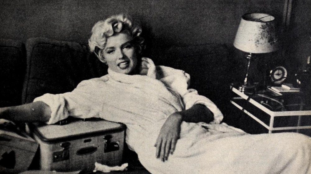 Marilyn Monroe lying down