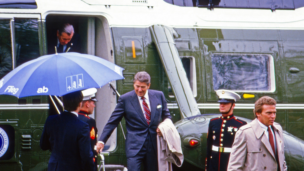 President Ronald Reagan, military officers