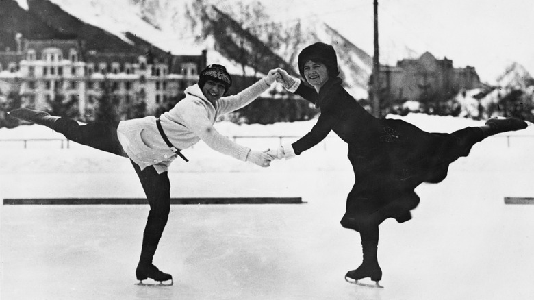 Figure skaters, 1924