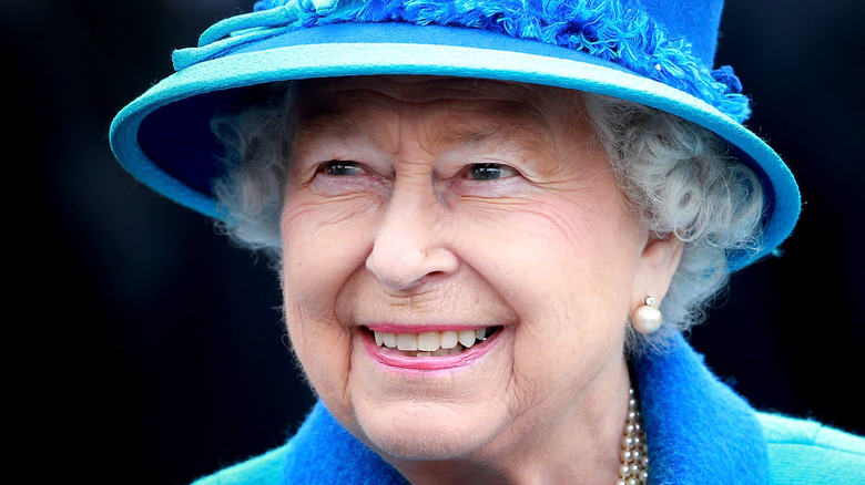 Queen Elizabeth in blue