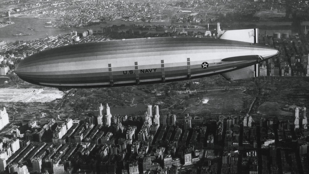 USS Akron flying