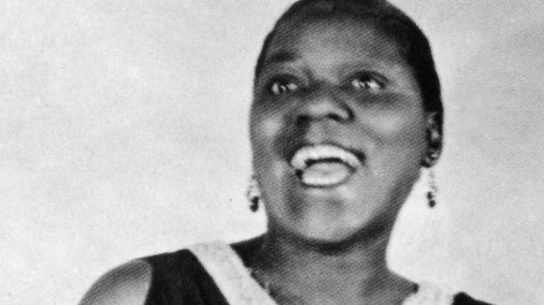 Bessie Smith singing