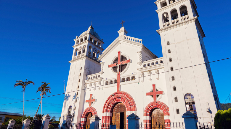 El Salvador church