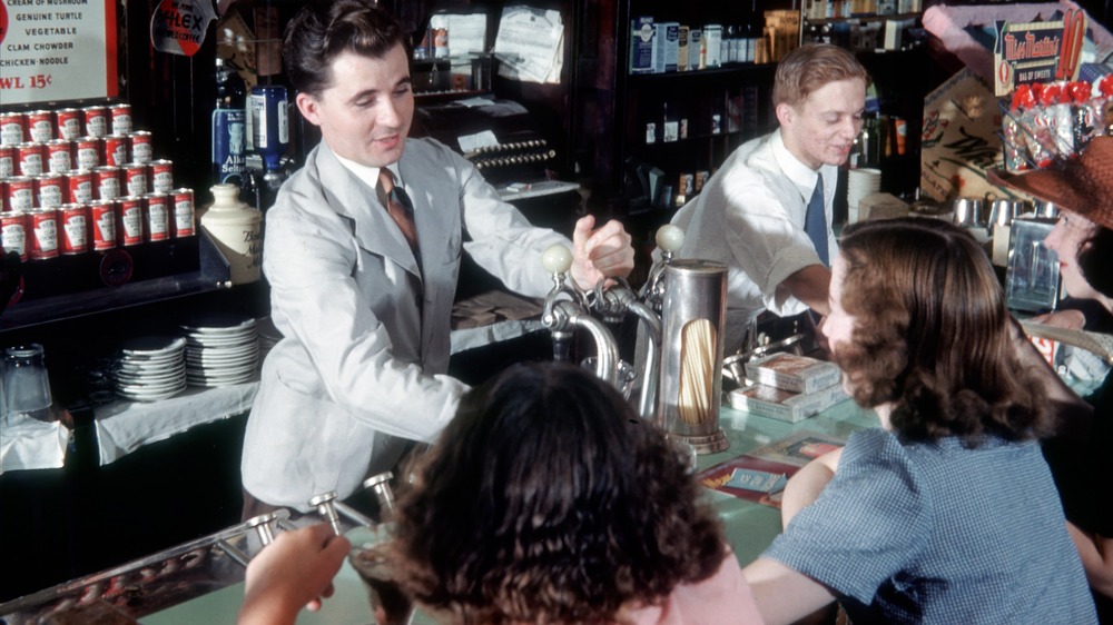 soda fountain, soda dispenser
