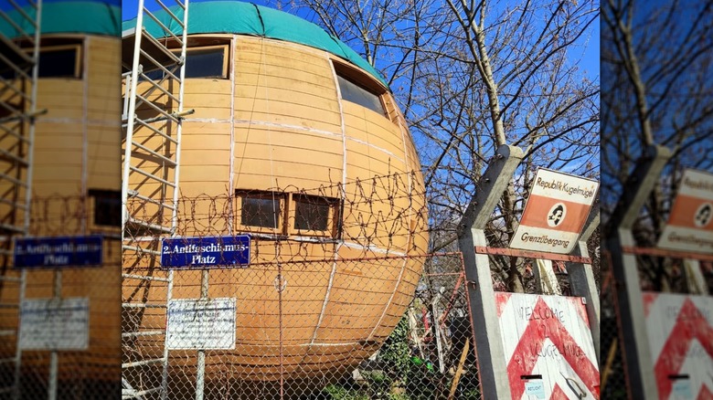 The Republic of Kugelmugel micronation