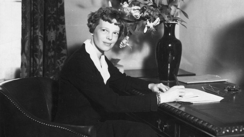 amelia earhart