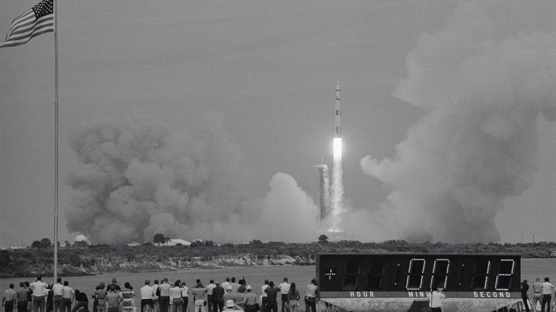 Photograph of the Apollo 13 Saturn V rocket launch