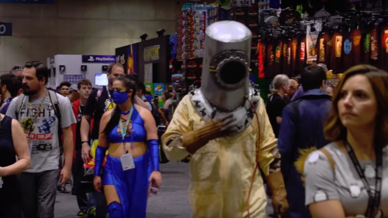 Adam Savage at Comic-Con in incognito deep-sea diver suit costume