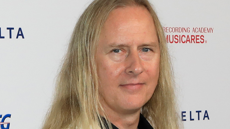 Jerry Cantrell smiling