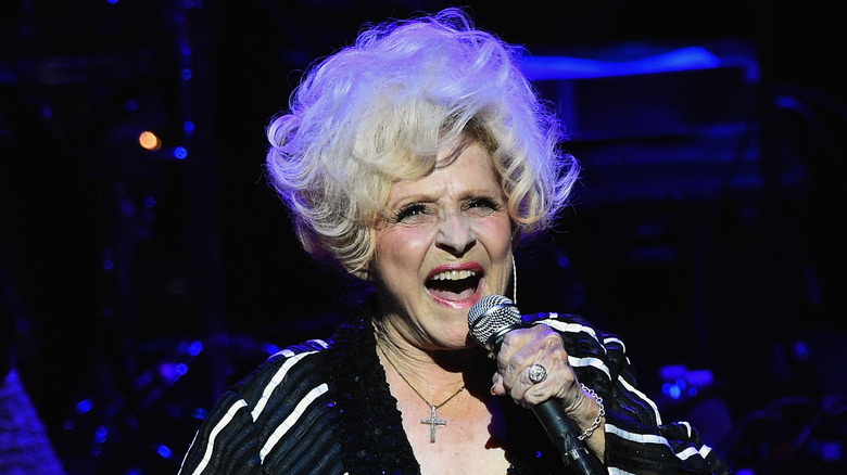 brenda lee singing on stage