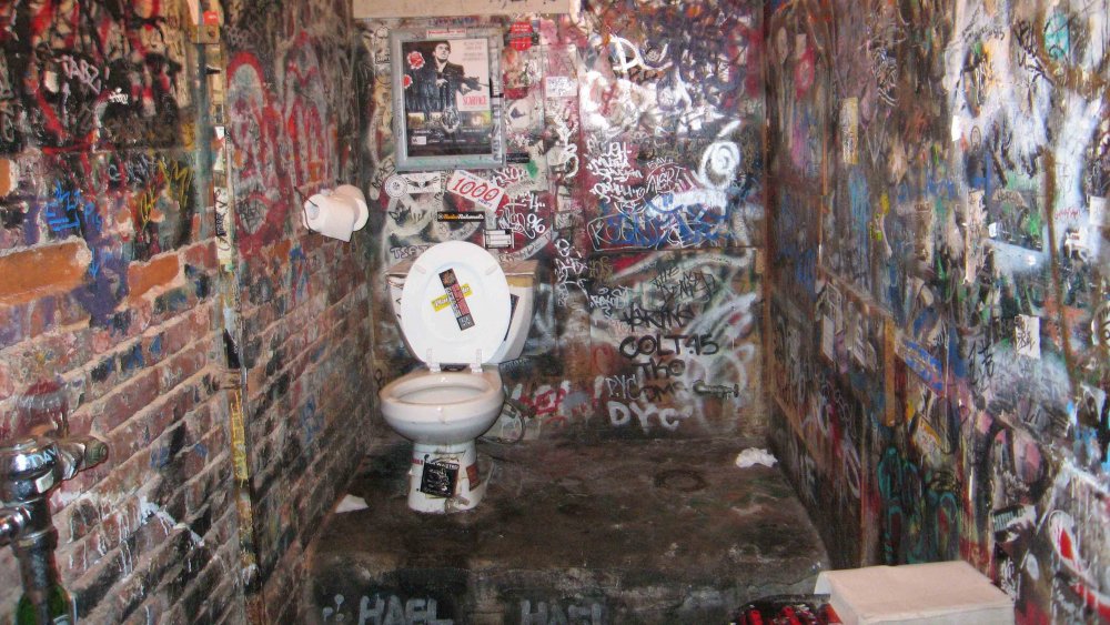 The CBGB bathroom